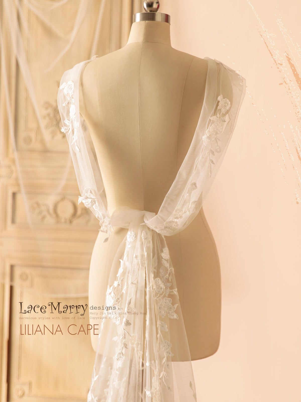 LILIANA / V Neck Plain Wedding Dress