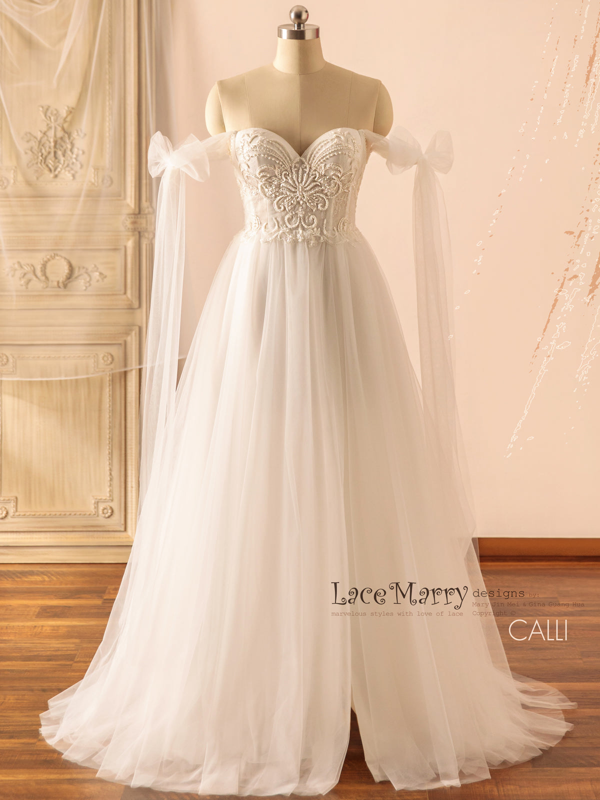 CALLIE / Bustier Style Wedding Dress with Gorgeous Embellishment