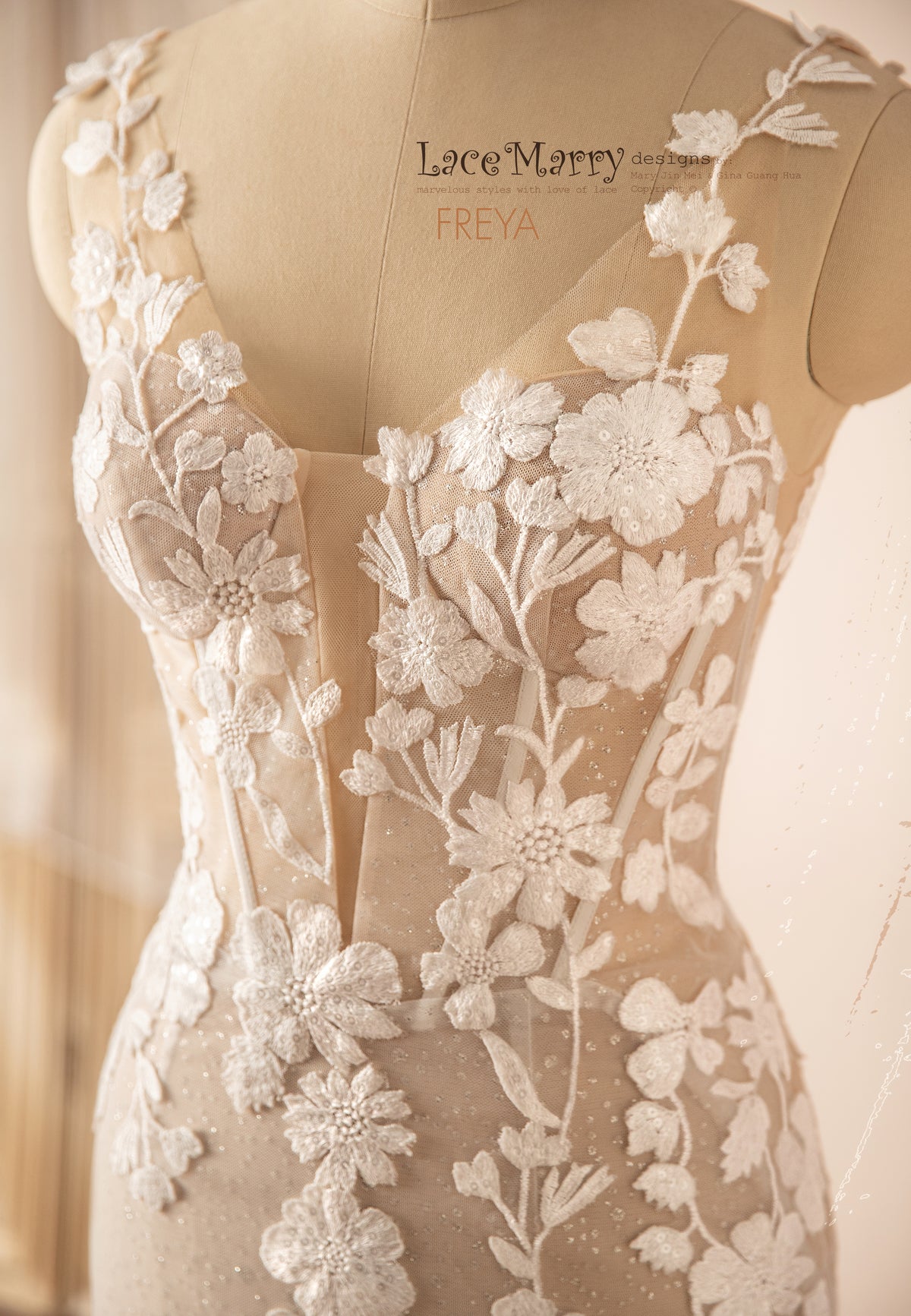 FREYA / Fitted Glitter Wedding Dress with Gorgeous Flowers