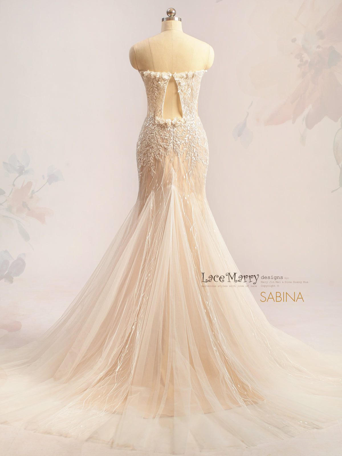 SABINA / Strapless Boho Wedding Dress