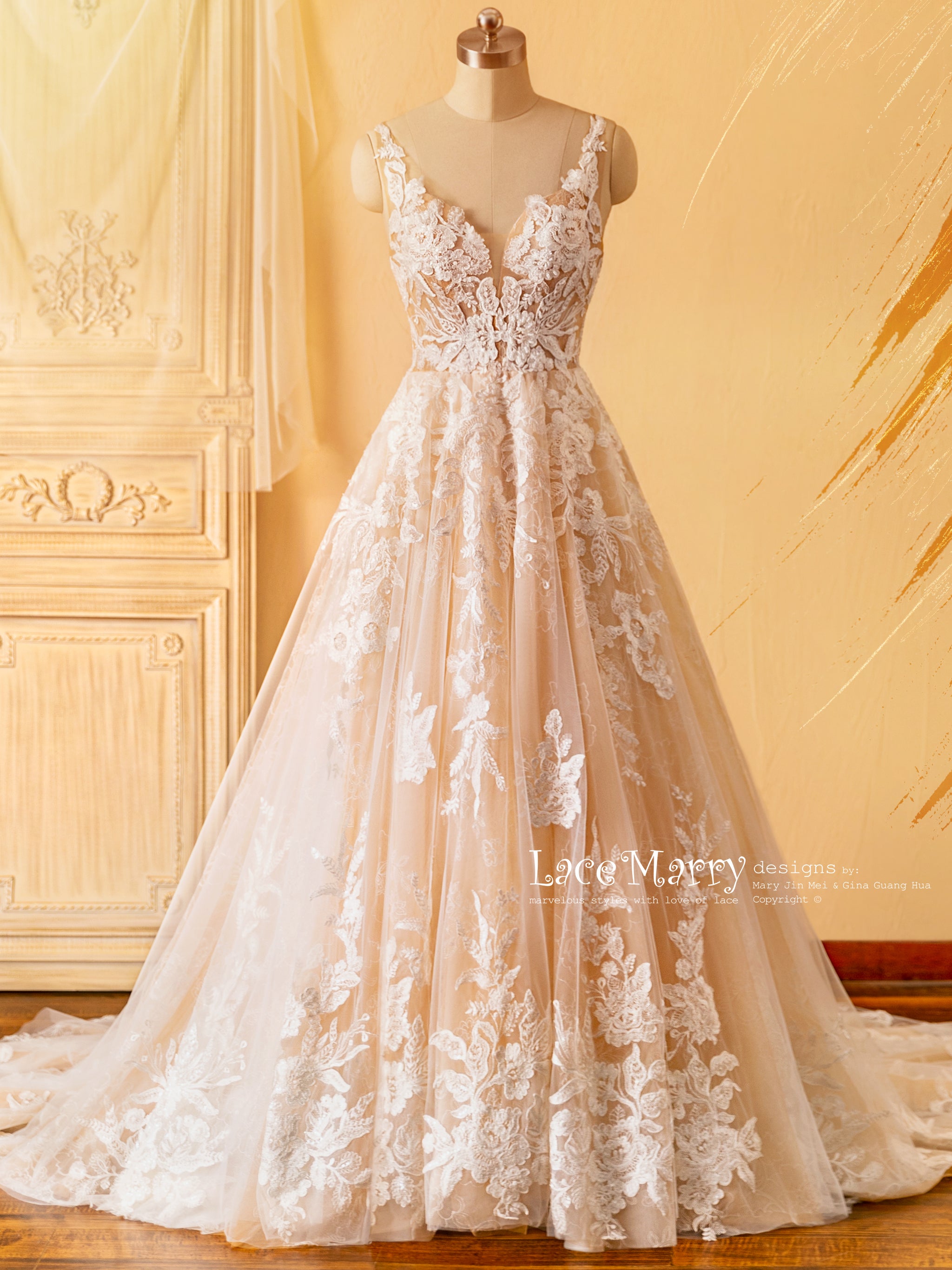 CELINE / Enchanting Lace Wedding Dress with Flower Embroidery