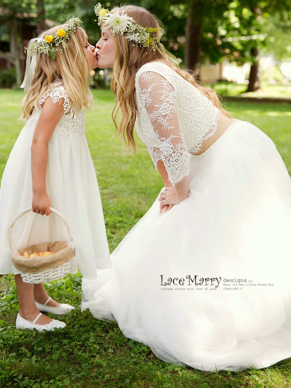 https://www.lacemarry.com/cdn/shop/products/LACEMARRY_WEDDING_DRESSES_-_CWD116_-_06_1200x.jpg?v=1534935080